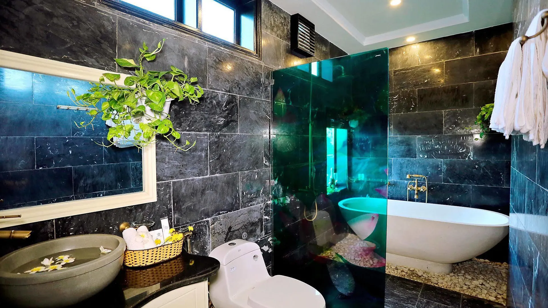 Hotel Osaka Villa Hoi An
